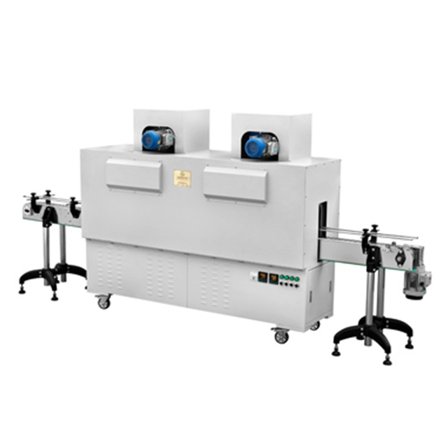 Wine bottle shrink film labeling machine